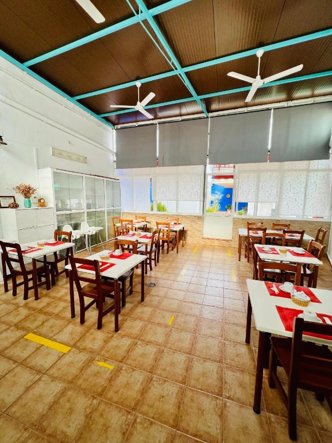 Hostal El Faro Chipiona Εξωτερικό φωτογραφία