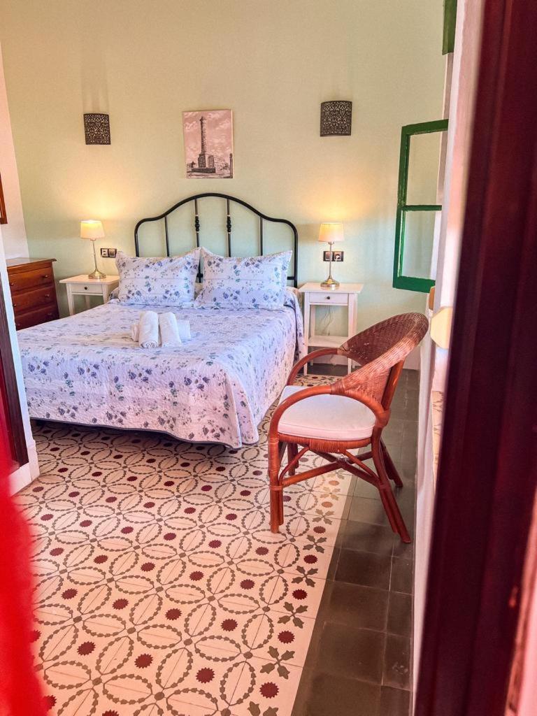 Hostal El Faro Chipiona Εξωτερικό φωτογραφία
