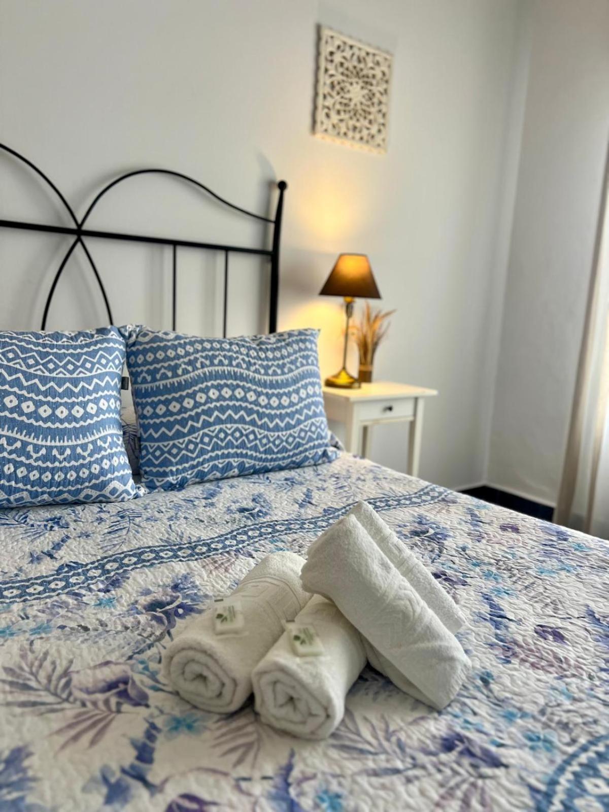 Hostal El Faro Chipiona Εξωτερικό φωτογραφία