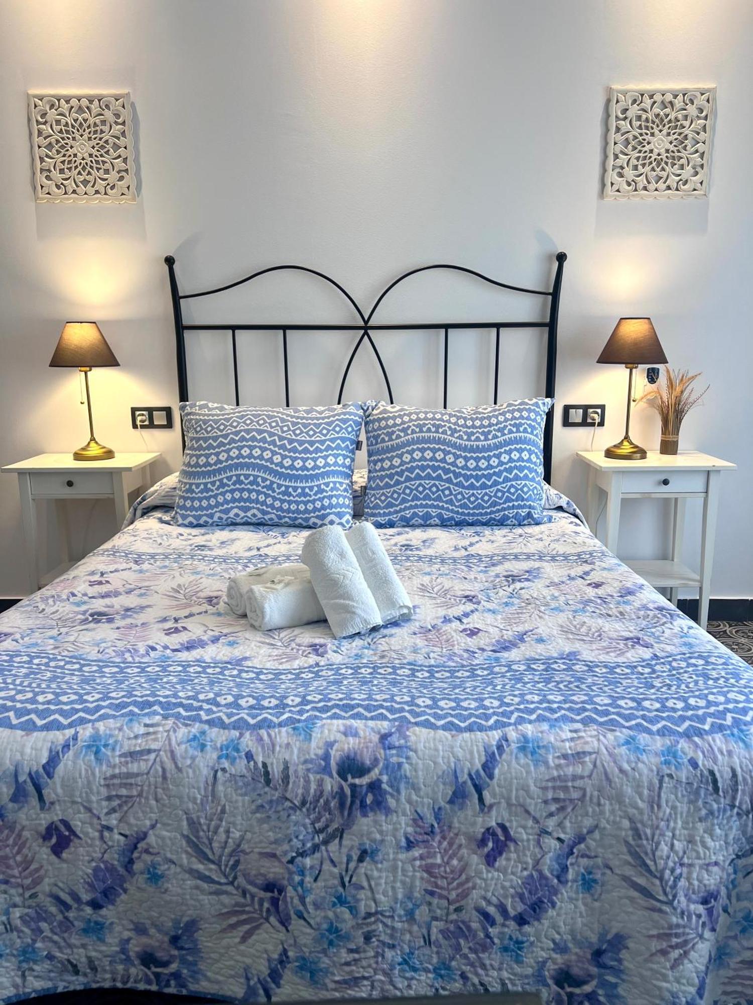 Hostal El Faro Chipiona Εξωτερικό φωτογραφία