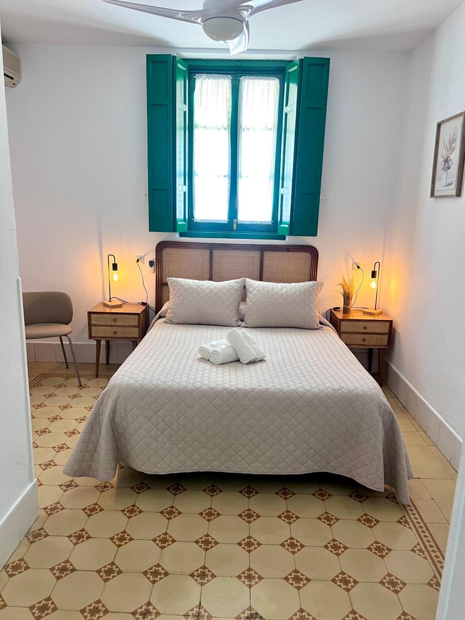Hostal El Faro Chipiona Εξωτερικό φωτογραφία