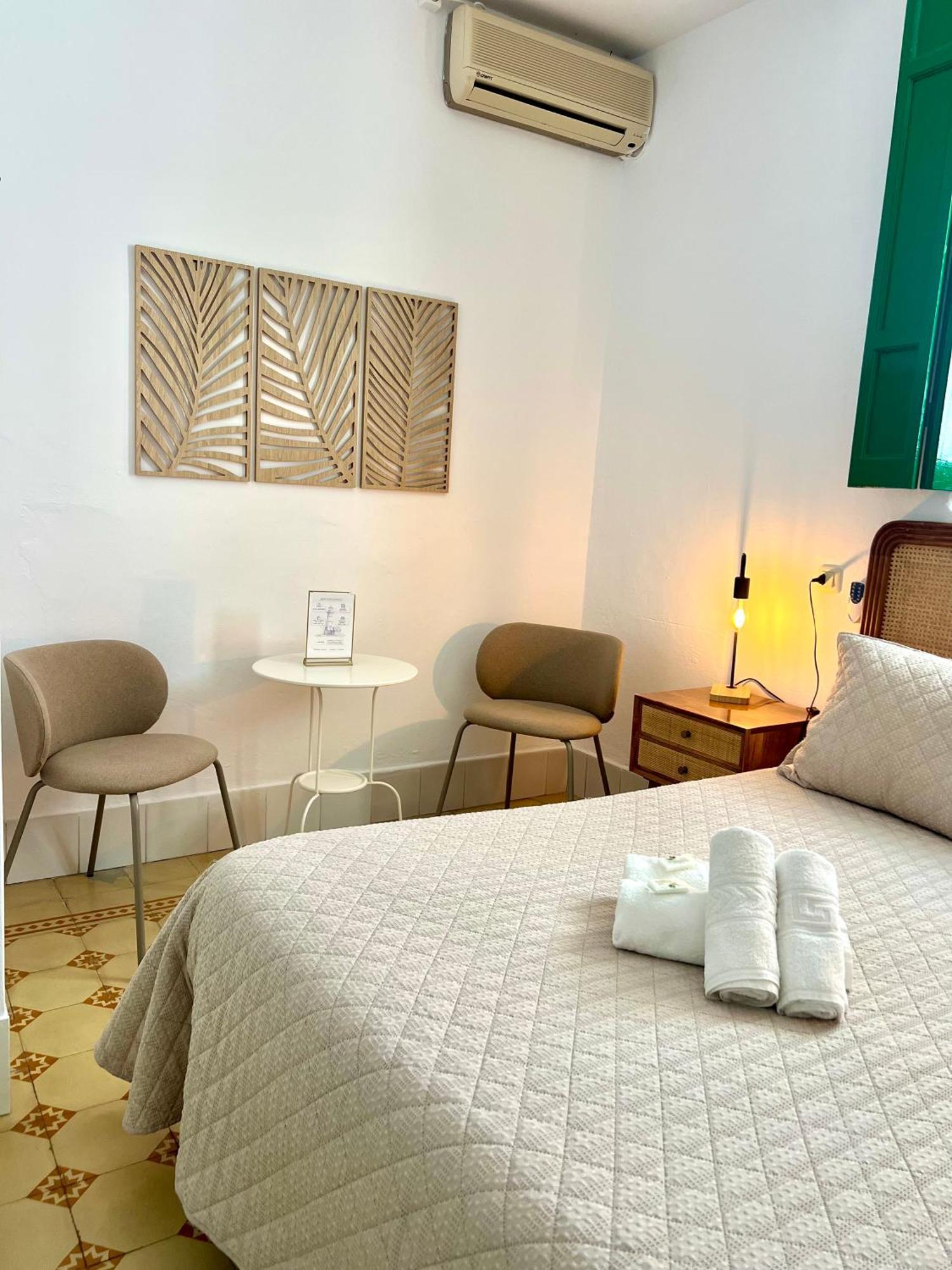 Hostal El Faro Chipiona Εξωτερικό φωτογραφία